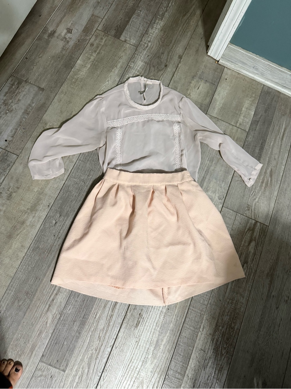 Women's Blush Pink Textured Skirt - Elegant Everyday Style